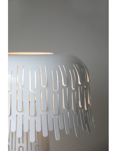 Lampe de table ambiance lumineuse blanche moderne Markslojd